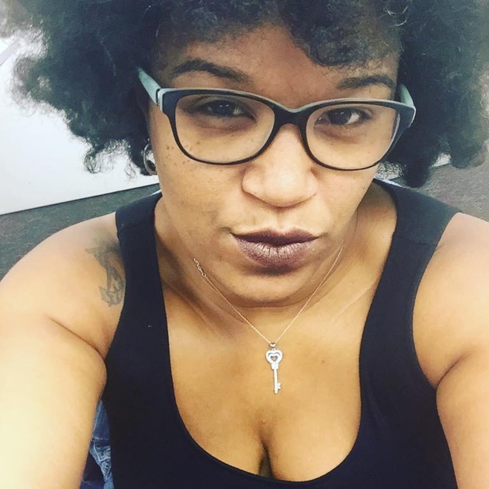 Meet your Posher, Adrienne